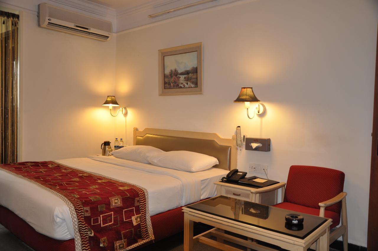 Hotel Sovereign Даман Екстер'єр фото